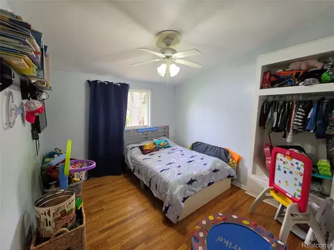 Bedroom - 729 Fitzner Dr, Davison, MI 48423 photo 1 of 4