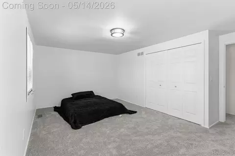 Bedroom - 9338 E Lippincott Blvd, Davison, MI 48423 photo 3 of 6