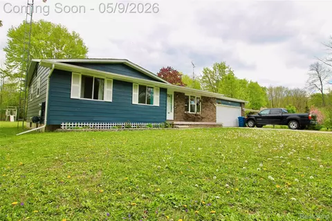 7077 Rivertown Rd, Mundy, MI 48473