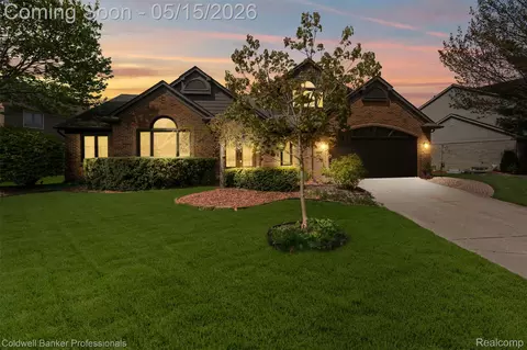 24295 Roma Ridge Dr, Novi, MI 48374
