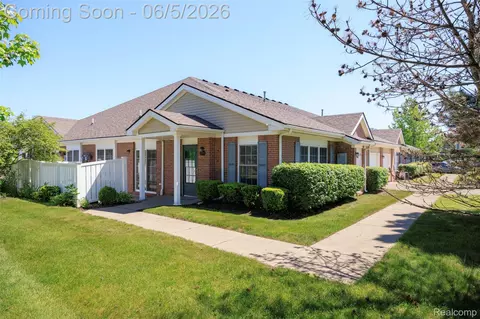 42268 Hanover Dr #4, Van Buren, MI 48111