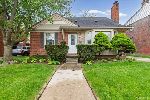 15093 White Ave, Allen Park, MI 48101