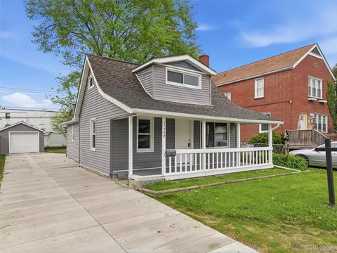 23449 Carlisle Ave, Hazel Park, MI 48030
