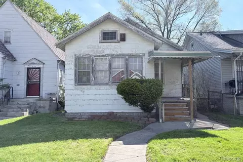 15348 Quincy St, Detroit, MI 48238
