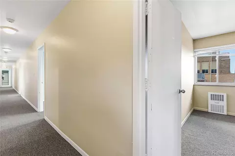 Entry Way - 19621 Wood St, Melvindale, MI 48122 photo 5 of 10