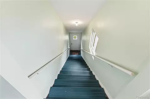 Entry Way - 19621 Wood St, Melvindale, MI 48122 photo 10 of 10