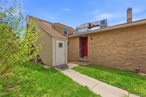 Exterior - 19621 Wood St, Melvindale, MI 48122 photo 9 of 11