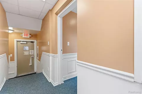 Entry Way - 19621 Wood St, Melvindale, MI 48122 photo 3 of 10