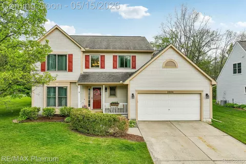 2584 Birchwood Dr, Oceola, MI 48855