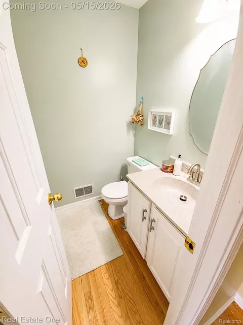 Bath - 6692 Goldwin Dr, Green Oak, MI 48116 photo 1 of 4