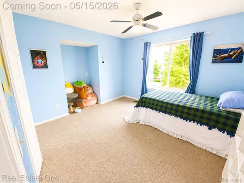Bedroom - 6692 Goldwin Dr, Green Oak, MI 48116 photo 5 of 6