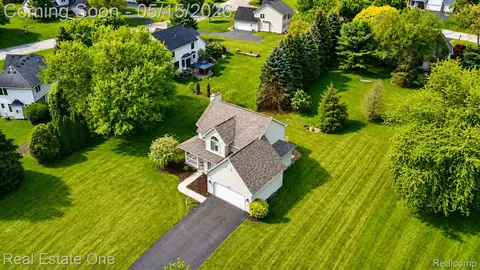 View/Area - 6692 Goldwin Dr, Green Oak, MI 48116 photo 4 of 10