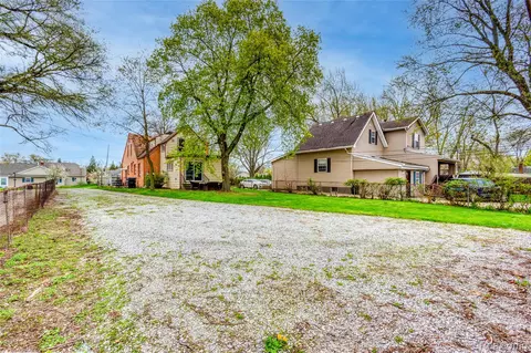 Exterior - 3409 Devon Rd, Royal Oak, MI 48073 photo 5 of 5