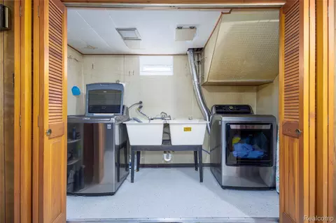 Other - 3409 Devon Rd, Royal Oak, MI 48073 photo 4 of 11