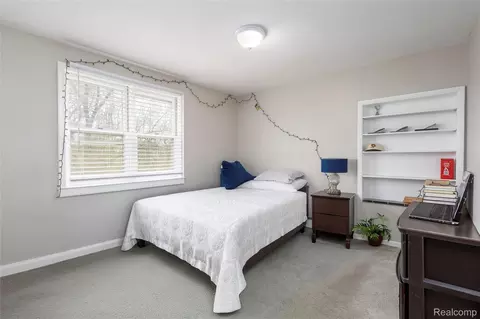 Bedroom - 3409 Devon Rd, Royal Oak, MI 48073 photo 6 of 6