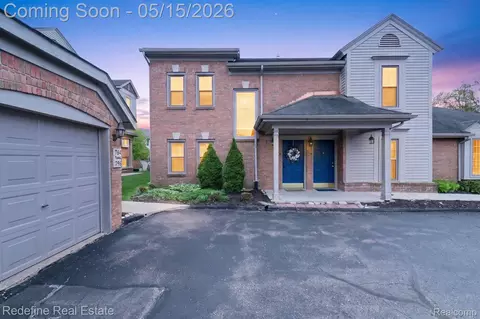 780 York St, Plymouth, MI 48170