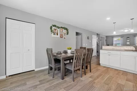 Dining - 7205 Timberline Dr, Mundy, MI 48507 photo 2 of 2