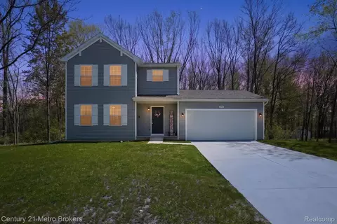 7205 Timberline Dr, Mundy, MI 48507