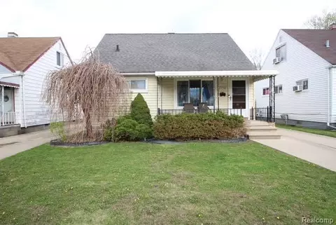 24560 Bolam Ave, Warren, MI 48089