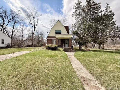 17245 Evergreen Rd, Detroit, MI 48219