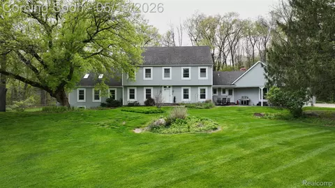 10300 Clark Rd, Springfield, MI 48350