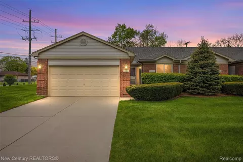 26013 Ranger Ave, Warren, MI 48091