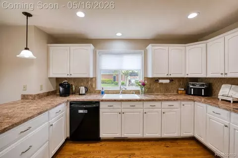 Kitchen - 22280 John Deere Ln, Macomb, MI 48044 photo 1 of 5