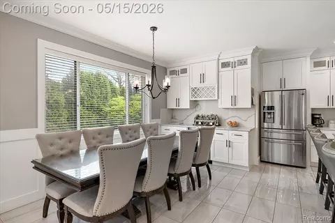 Dining - 46930 Riverpark E, Macomb, MI 48044 photo 2 of 2