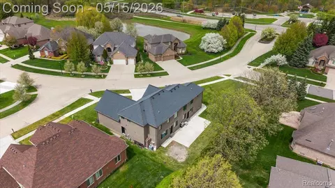 View/Area - 46930 Riverpark E, Macomb, MI 48044 photo 5 of 6