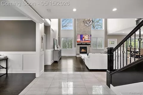 Entry Way - 46930 Riverpark E, Macomb, MI 48044 photo 1 of 7