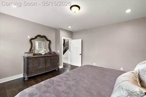 Bedroom - 46930 Riverpark E, Macomb, MI 48044 photo 2 of 10