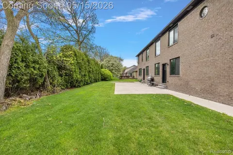 Exterior - 46930 Riverpark E, Macomb, MI 48044 photo 1 of 1