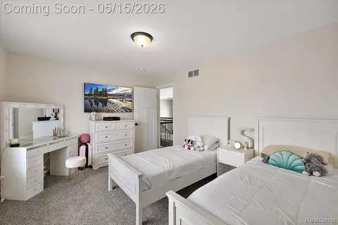 Bedroom - 46930 Riverpark E, Macomb, MI 48044 photo 9 of 10