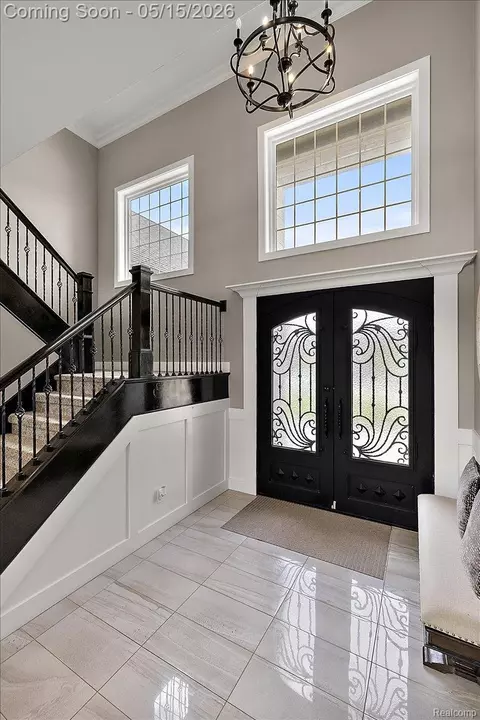 Entry Way - 46930 Riverpark E, Macomb, MI 48044 photo 3 of 7