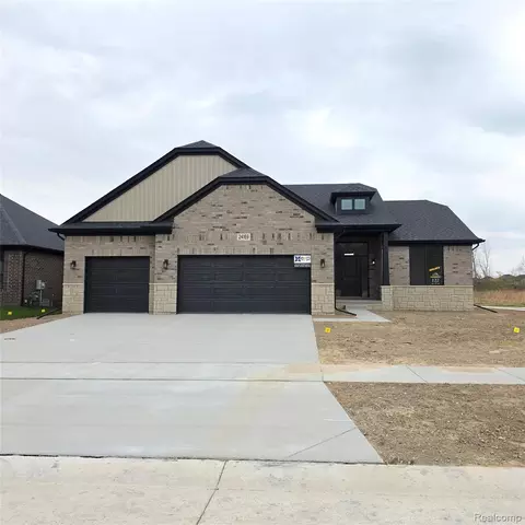 24169 Sawgrass Dr, Macomb, MI 48042