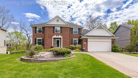 Exterior - 6357 Golf View Dr, Independence, MI 48346 photo 2 of 13