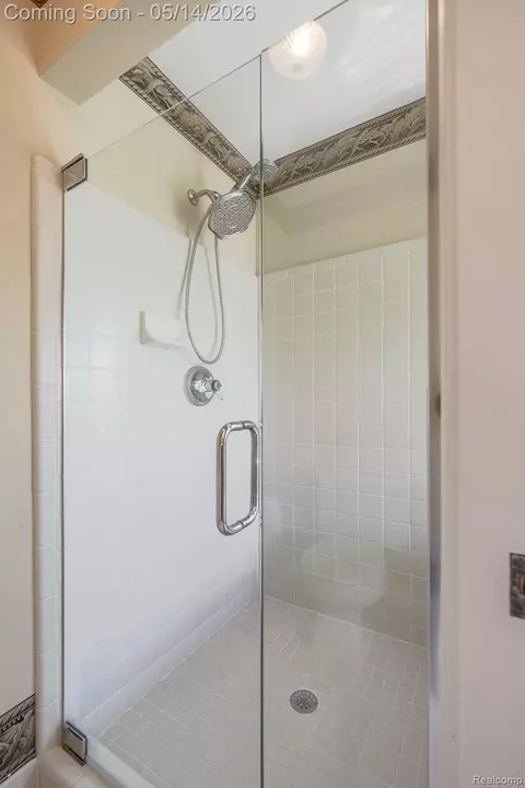 Bath - 6357 Golf View Dr, Independence, MI 48346 photo 6 of 6