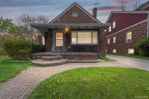 6874 Greenview Ave, Detroit, MI 48228