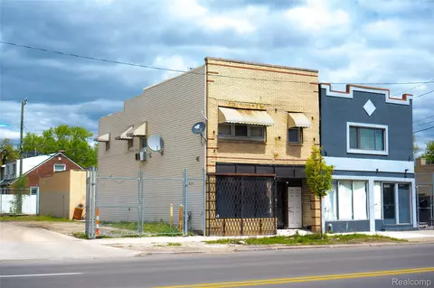 19510 W Warren Ave, Detroit, MI 48228