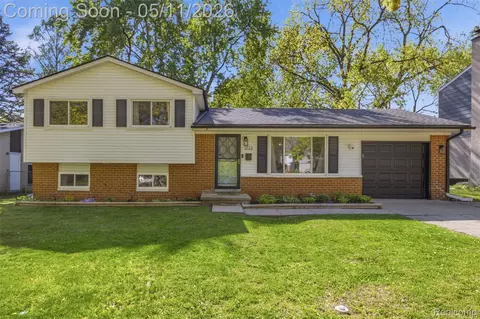 1722 Stephens Dr, Superior, MI 48198