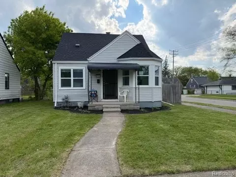 8115 Grandville Ave, Detroit, MI 48228