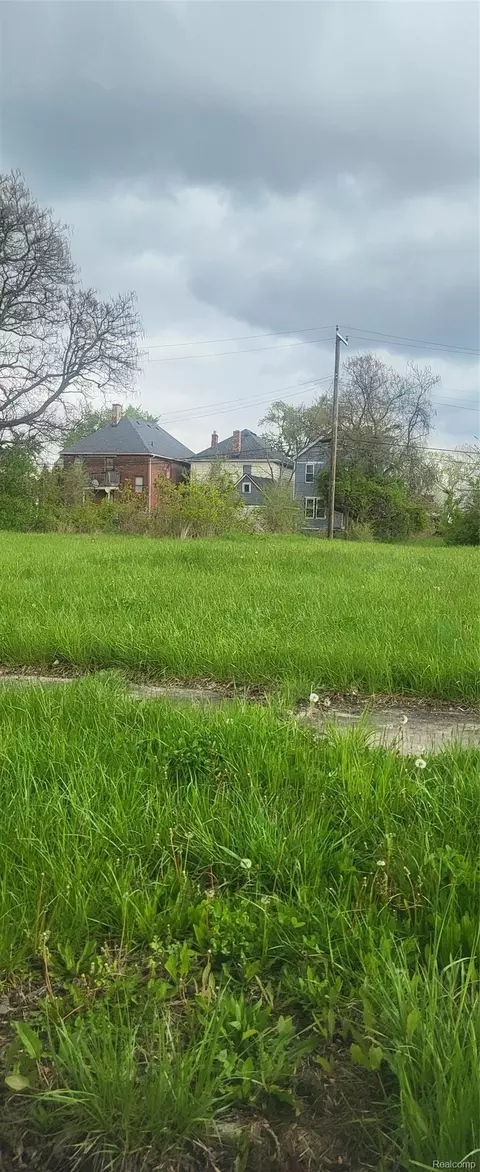 5932 Wabash St, Detroit, MI 48208