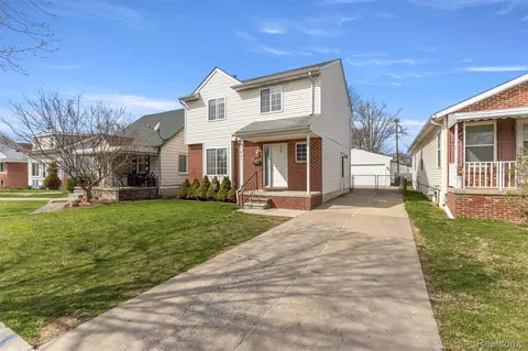 28810 Birchlawn St, Garden City, MI 48135