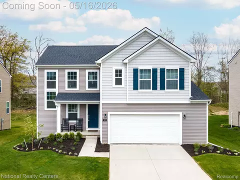 257 Sandhill Ct, White Lake, MI 48386