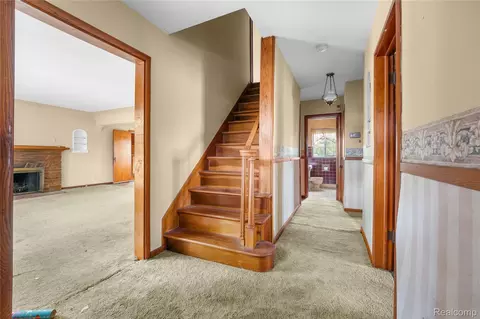Entry Way - 9282 Wayne Rd, Romulus, MI 48174 photo 1 of 1