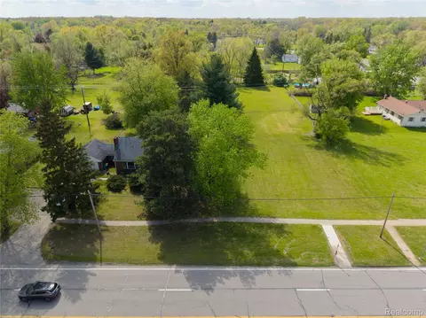View/Area - 9282 Wayne Rd, Romulus, MI 48174 photo 1 of 14