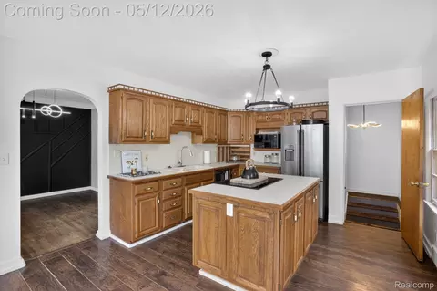 Kitchen - 1209 Beatrice St, Flushing, MI 48433 photo 1 of 3
