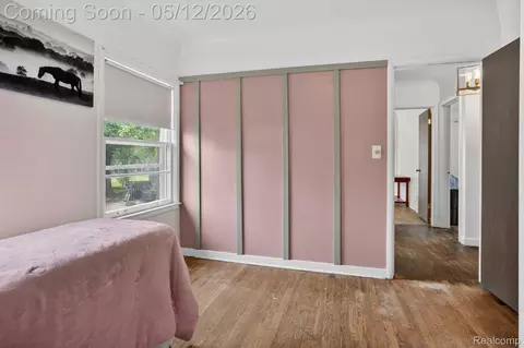 Bedroom - 1209 Beatrice St, Flushing, MI 48433 photo 2 of 4