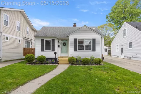 131 N Altadena Ave, Royal Oak, MI 48067