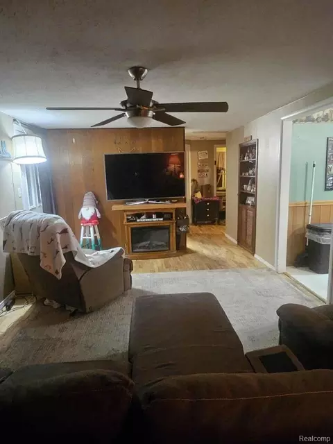 Other - 2147 Kent Dr, Davison, MI 48423 photo 4 of 8